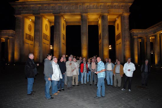 Der Jäger aus Kurpfalz wurde nachts um 23:30 Uhr am Brandenburgertor gesungen